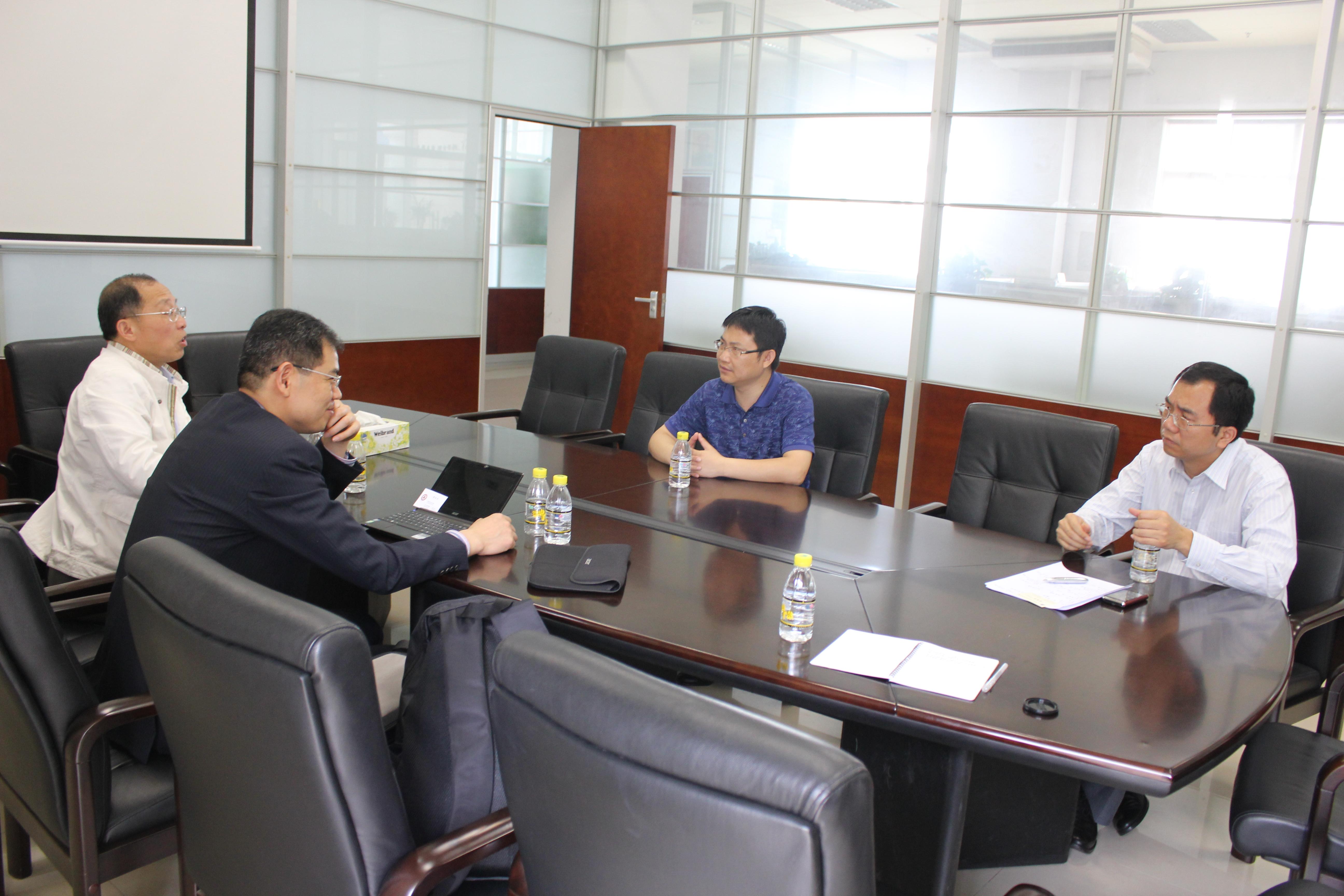 与深职院领导和教师交流